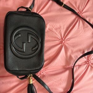 Gucci disco with small zippy wallet